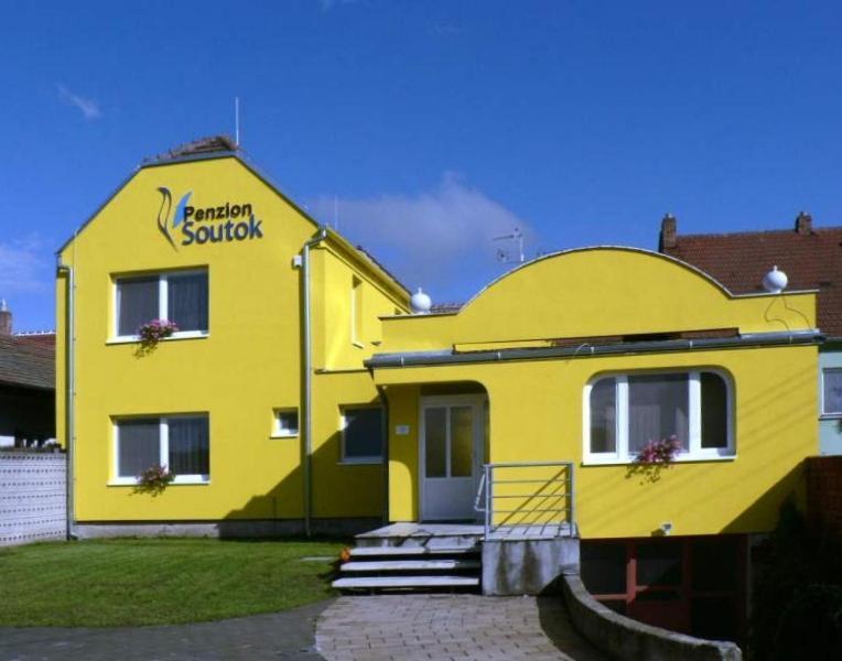 Penzion Soutok Lanzhot Exterior photo